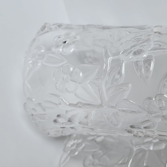 Set of 2 Acrylic Floral Vase - Picture 5 of 7